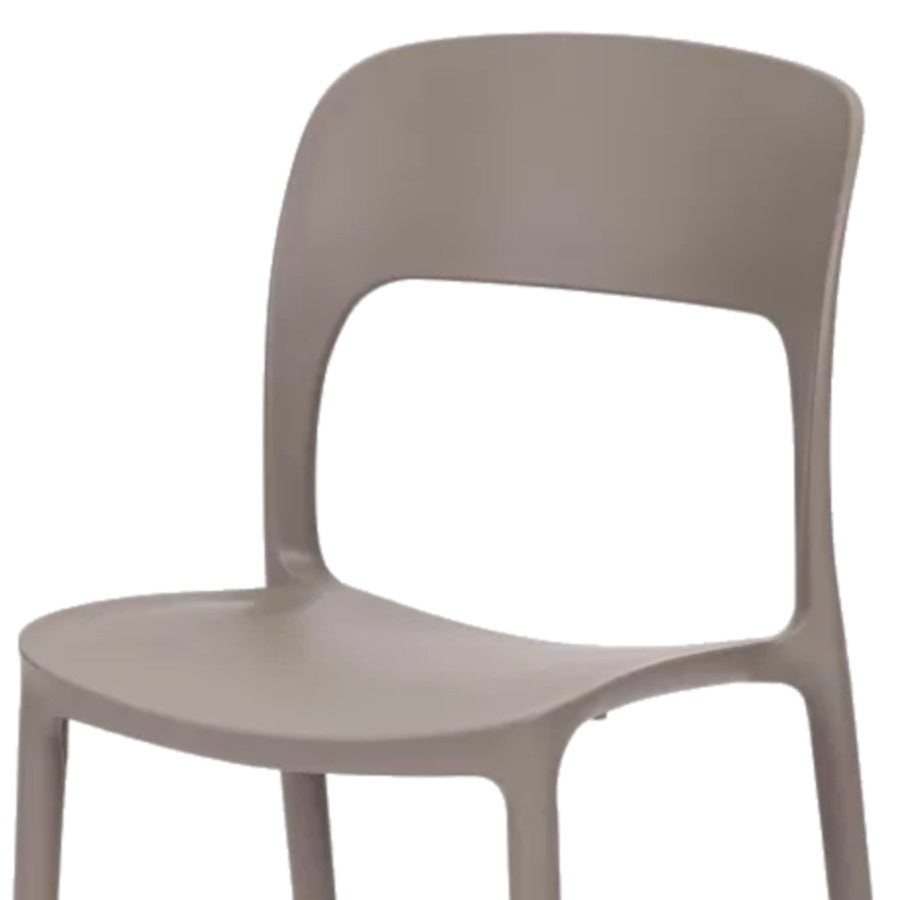 set di 4 sedie fuerteventura in polipropilene tortora, ambientazione su terrazza, veranda o prato