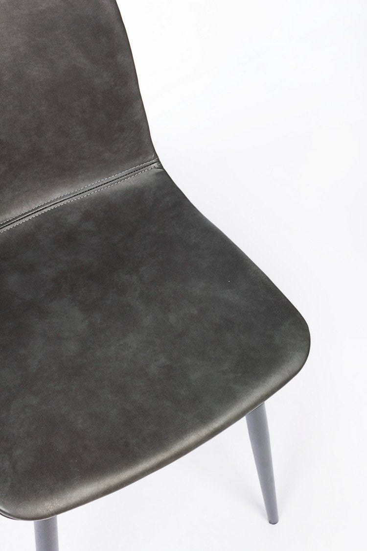set di 2 sedie kyra similpelle antracite e gambe nere, facile da abbinare a qualsiasi stile d’arredo