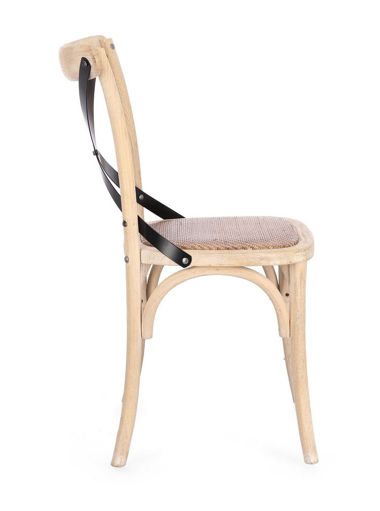 set di 2 sedie cross metal in legno di olmo chiaro e stecche acciaio nero, vista ambientata attorno a un tavolo da pranzo