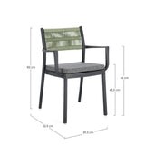 set di 4 sedie alvin in polipropilene antracite e corda intrecciata verde, con braccioli, ambientazione su terrazza, veranda...
