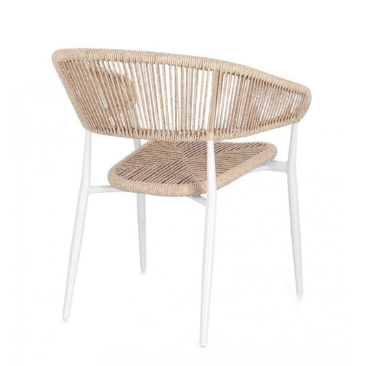 set di 4 sedie algaida in alluminio bianco e fibre intrecciate beige, impilabili, dettaglio della finitura in metallo,...