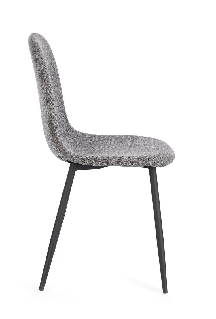 set di 4 sedie irelia in tessuto grigio scuro e acciaio antracite, vista ambientata attorno a un tavolo da pranzo