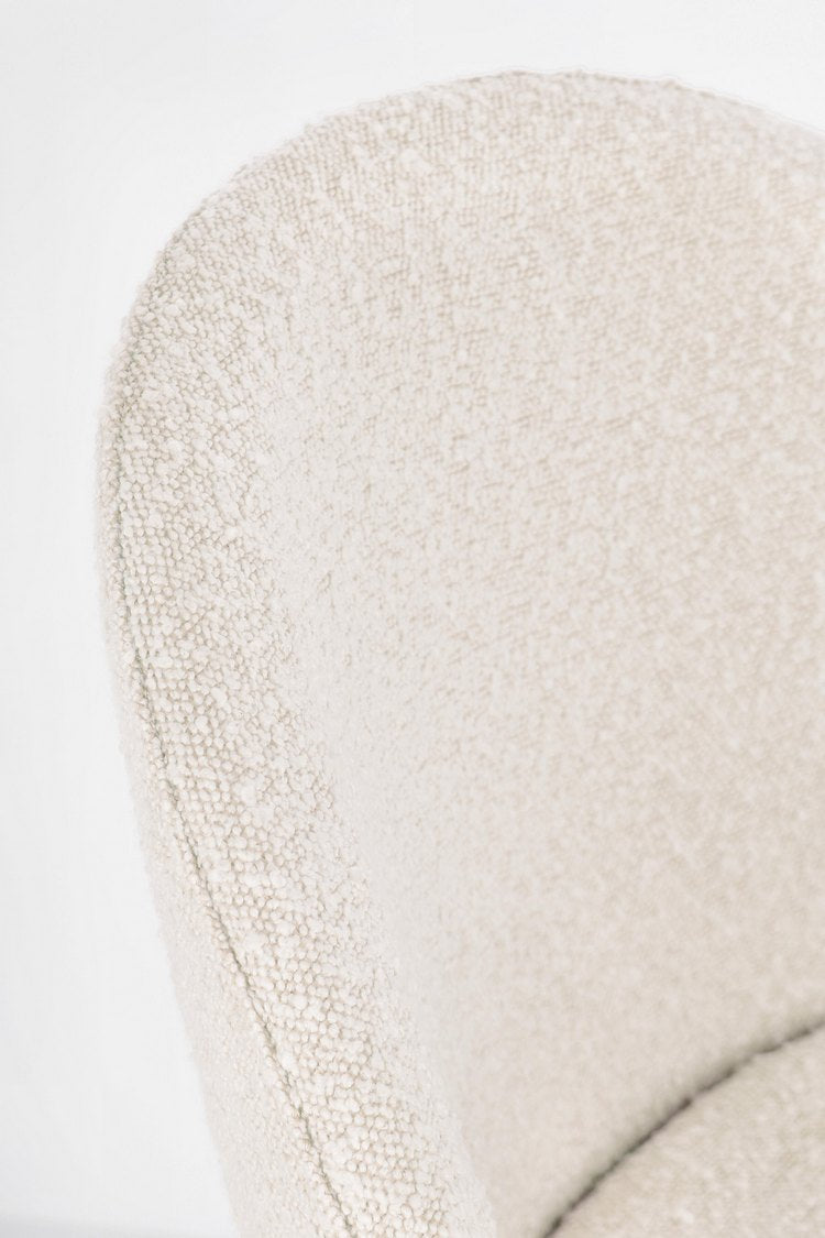 set di 2 sgabelli carry in tessuto avorio bouclé e gambe acciaio oro, seduta ergonomica per comfort prolungato