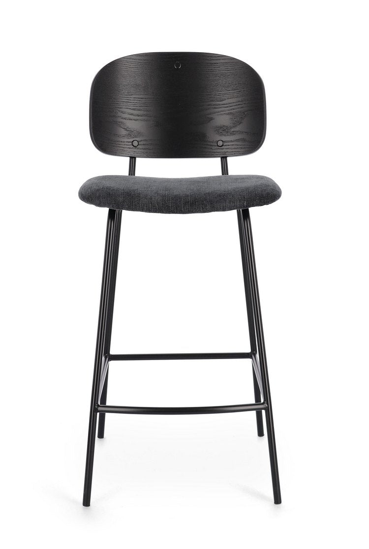 set di 2 sgabelli sienna in tessuto grigio scuro e legno di pioppo nero, dettaglio della seduta imbottita o in legno