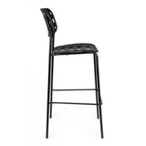 set di 4 sgabelli clover in polipropilene nero e struttura acciaio, impilabili, ideale per spazi esterni e bar all’aperto