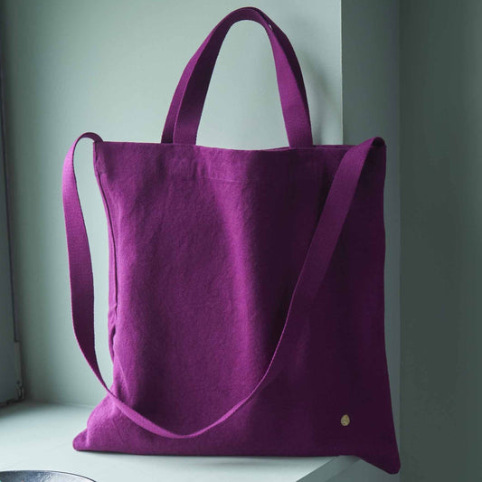 sac city iona pioggia viola, colore pioggia viola, taglia 38 x 38. realizzata in tessuto eco-sostenibile per un uso quotidiano consapevole