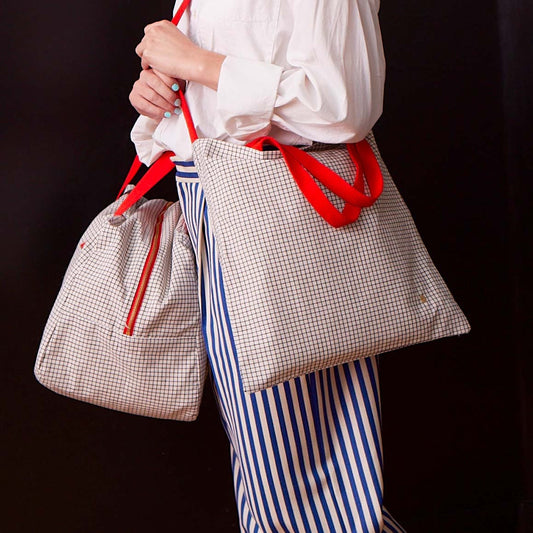 sac city stylo rosso, colore rosso, taglia 38 x 38. realizzata in tessuto eco-sostenibile per un uso quotidiano consapevole