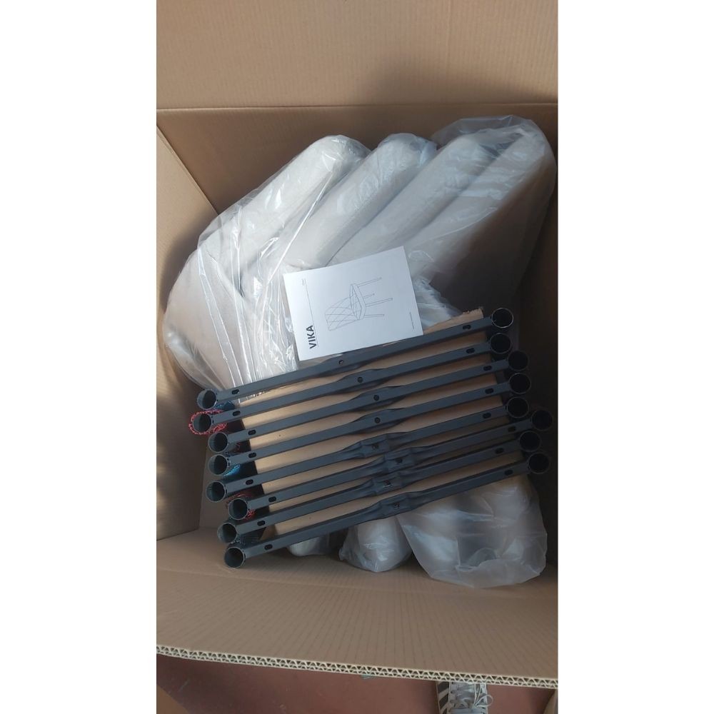 sedia vika in nabuk uras 2 tortora con piedini neri, struttura solida e seduta ergonomica