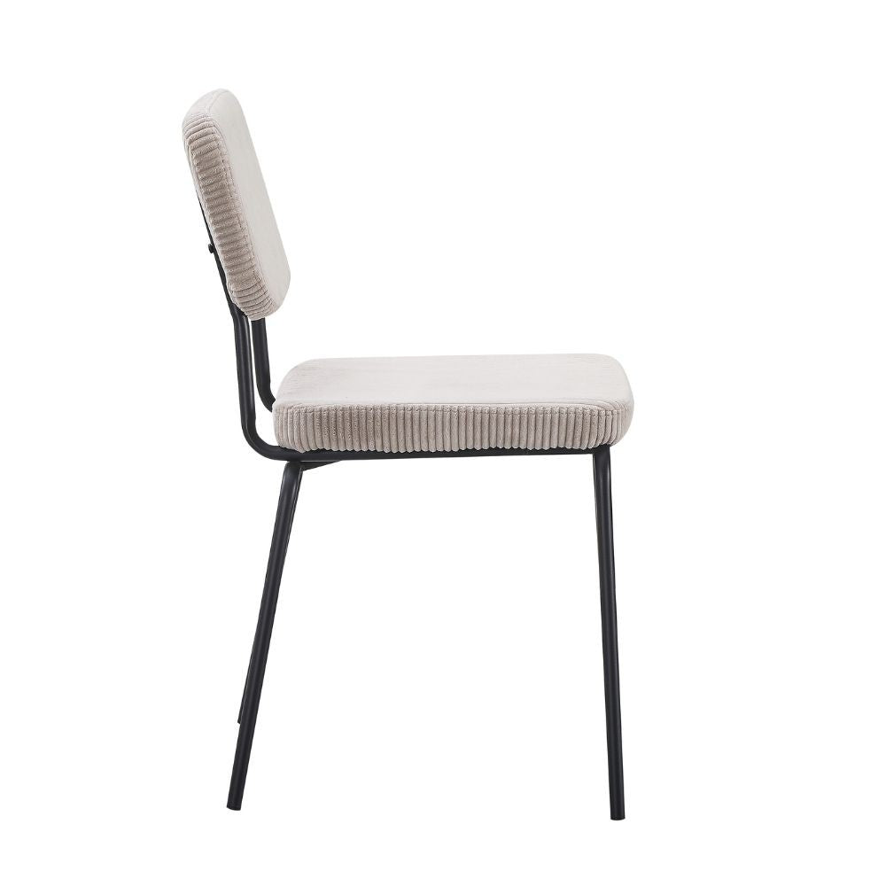 sedia juno in tessuto colore taupe e struttura in metallo nero, design accogliente ideale per sedute prolungate