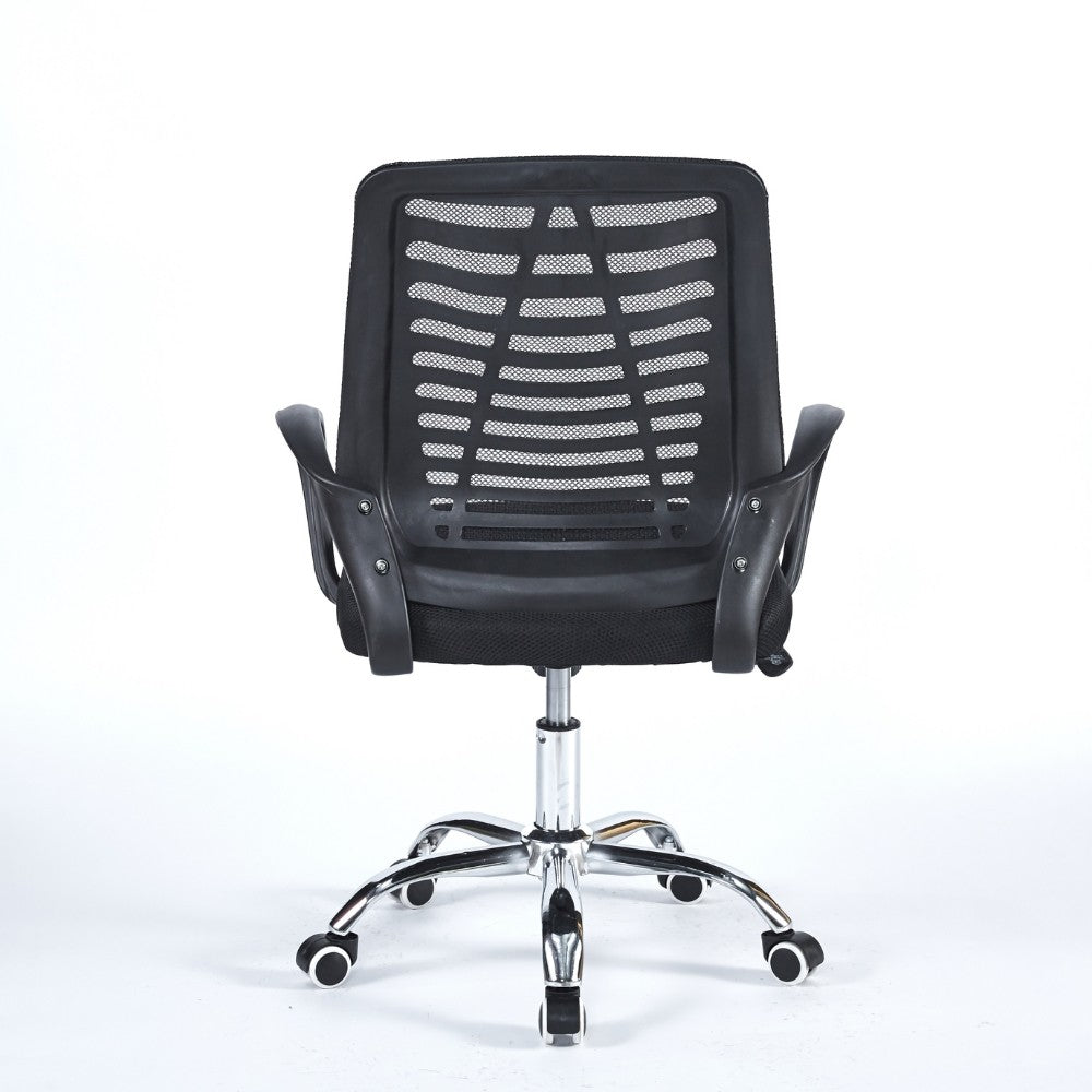 poltrona ufficio new bisk 48x51x88 cm. con mesh nero e base cromata, vista ambientata in studio o postazione di lavoro