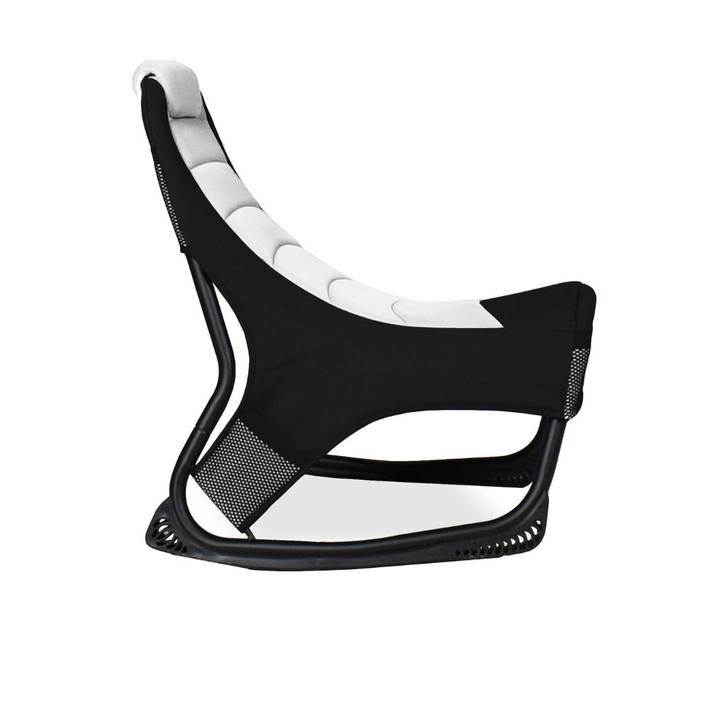 sedia gaming rocky con seduta imbottita in rete bicolore nero e bianco, meccanismo reclinabile e regolabile in altezza