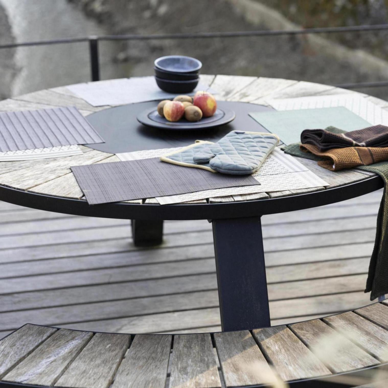 set da tavola manoka caffè, colore caffè, taglia 33 x 45. perfetto per apparecchiare con eleganza ogni giorno