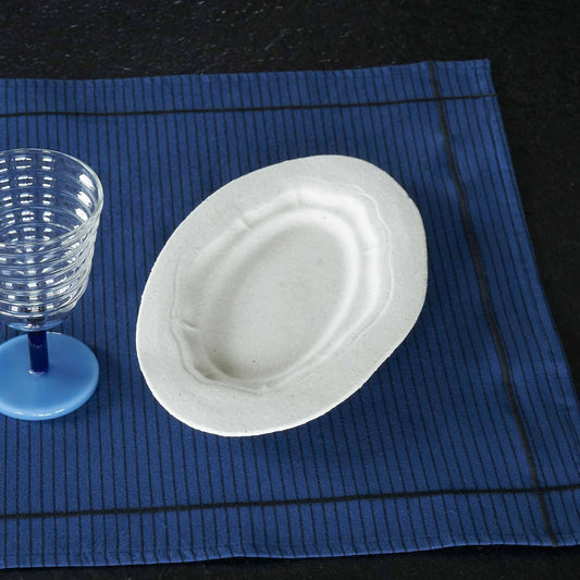 set di 2 tovagliette leonie indaco, colore indaco, taglia 40 x 50. realizzata in 100% cotone bio, unisce funzionalità e stile sulla tua tavola