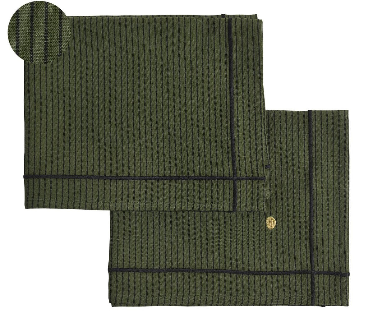 set di 2 tovagliette leonie muschio, colore muschio, taglia 40 x 50. tovaglietta in tessuto naturale perfettamente disposta su tavolo in legno