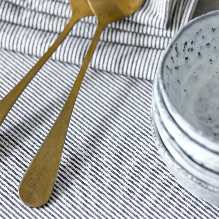 set di 2 tovaglioli finette caviar, colore finette caviar, taglia 40 x 40. realizzato in 100% cotone bio, perfetto per una tavola elegante e curata