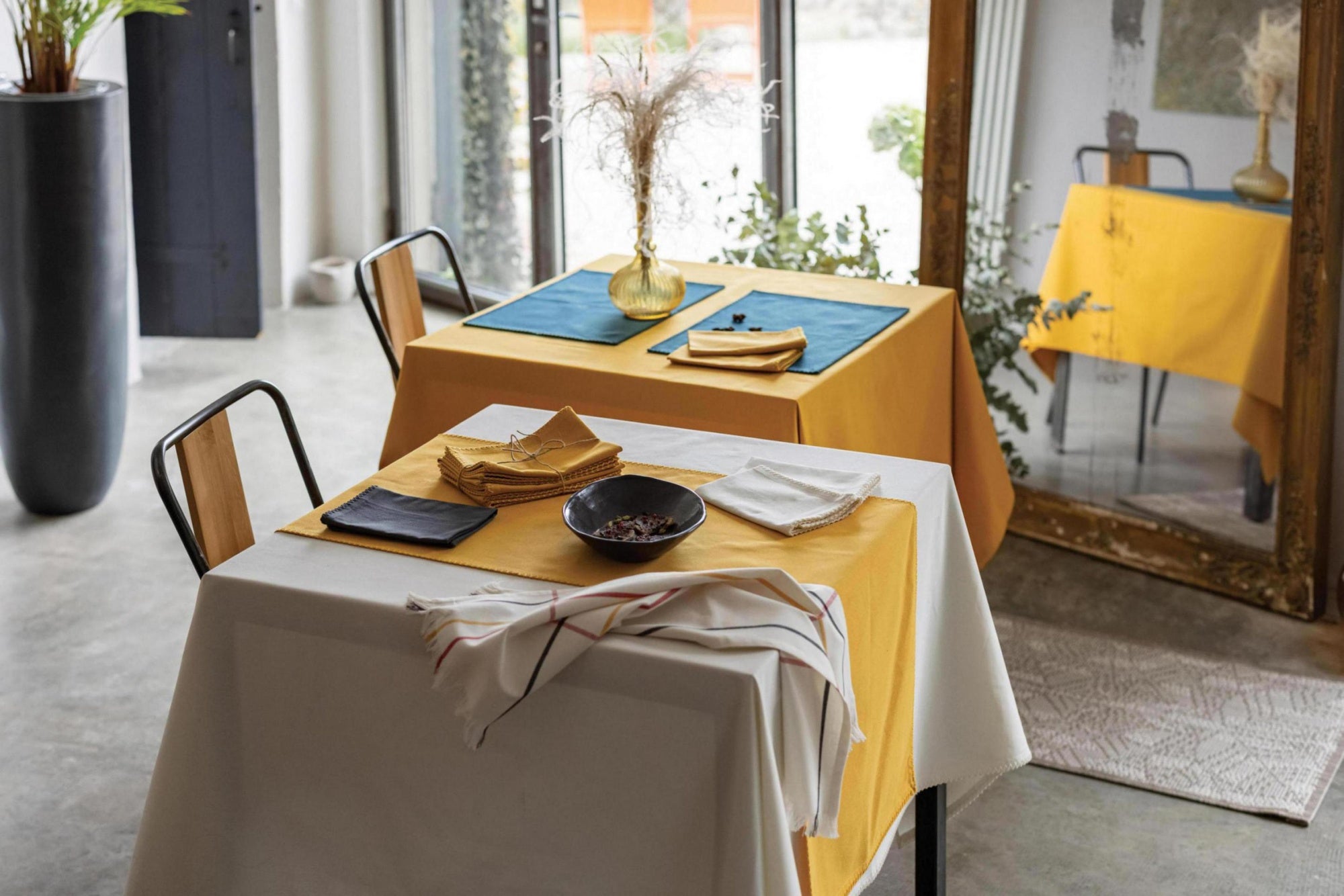 set di 2 tovaglioli riciclati delia pavone, colore pavone, taglia 41 x 41. accessorio essenziale per apparecchiature raffinate e formali