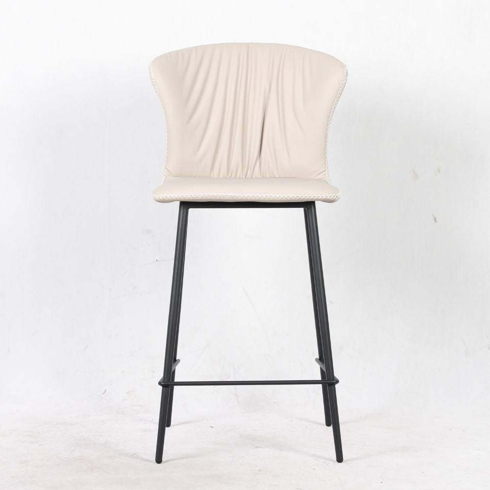 sgabello core colore beige con gambe in metallo nero, sgabello moderno per cucina, bar o penisola