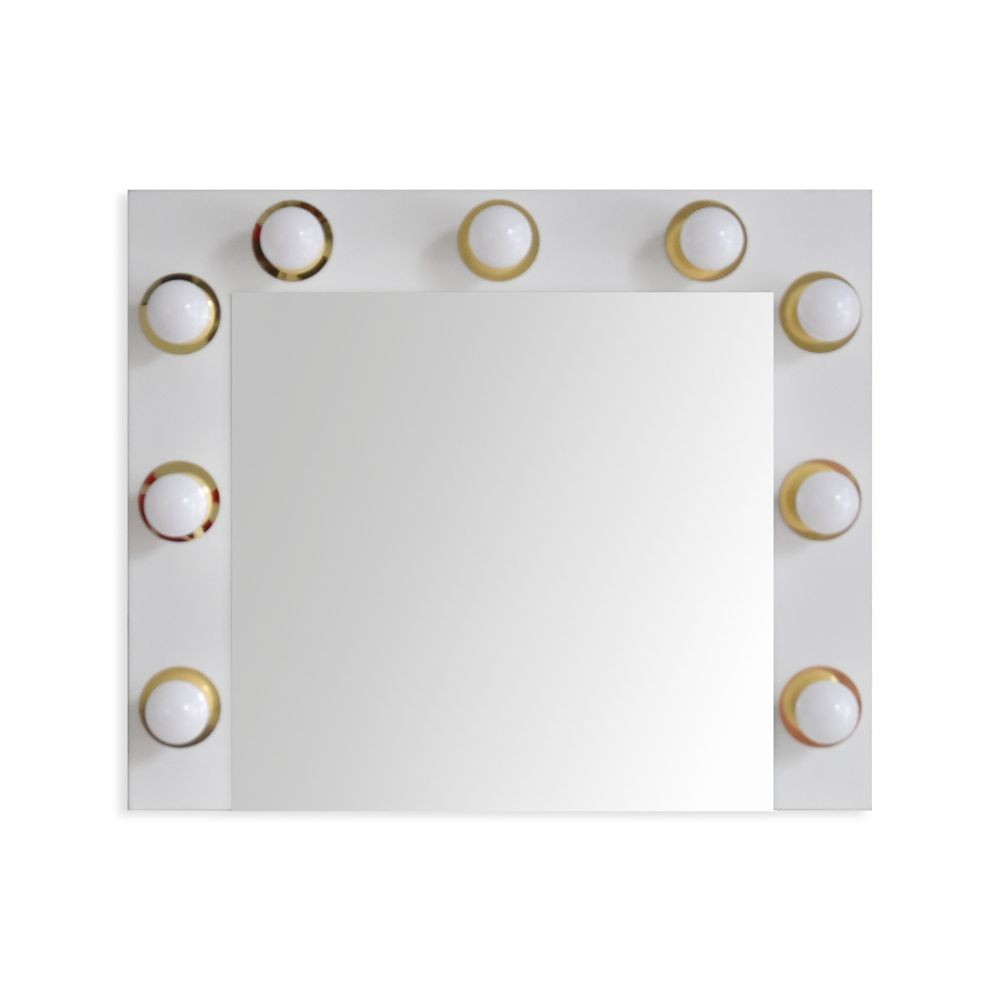 specchio trucco armin colore bianco con luci led lampadine non incluse, ambientazione d’arredo con il prodotto protagonista