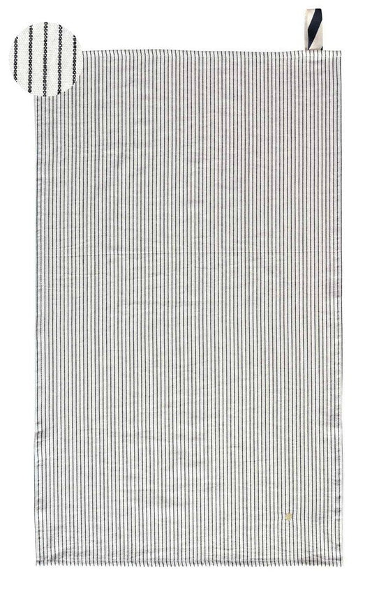 strofinaccio leonie caviale, colore caviale, taglia 50 x 80. strofinaccio piegato su fondo neutro per mostrare texture e finiture 682