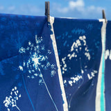 strofinaccio fleurs de carotte blu, colore blu, taglia 50 x 70. ideale per mantenere la cucina pulita e ordinata