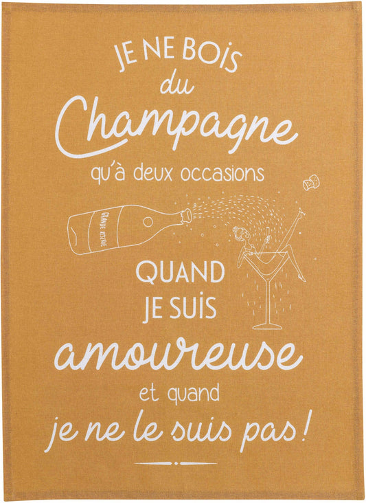 strofinaccio amoureuse ocra, colore ocra, taglia 50 x 70. strofinaccio piegato su fondo neutro per mostrare texture e finiture