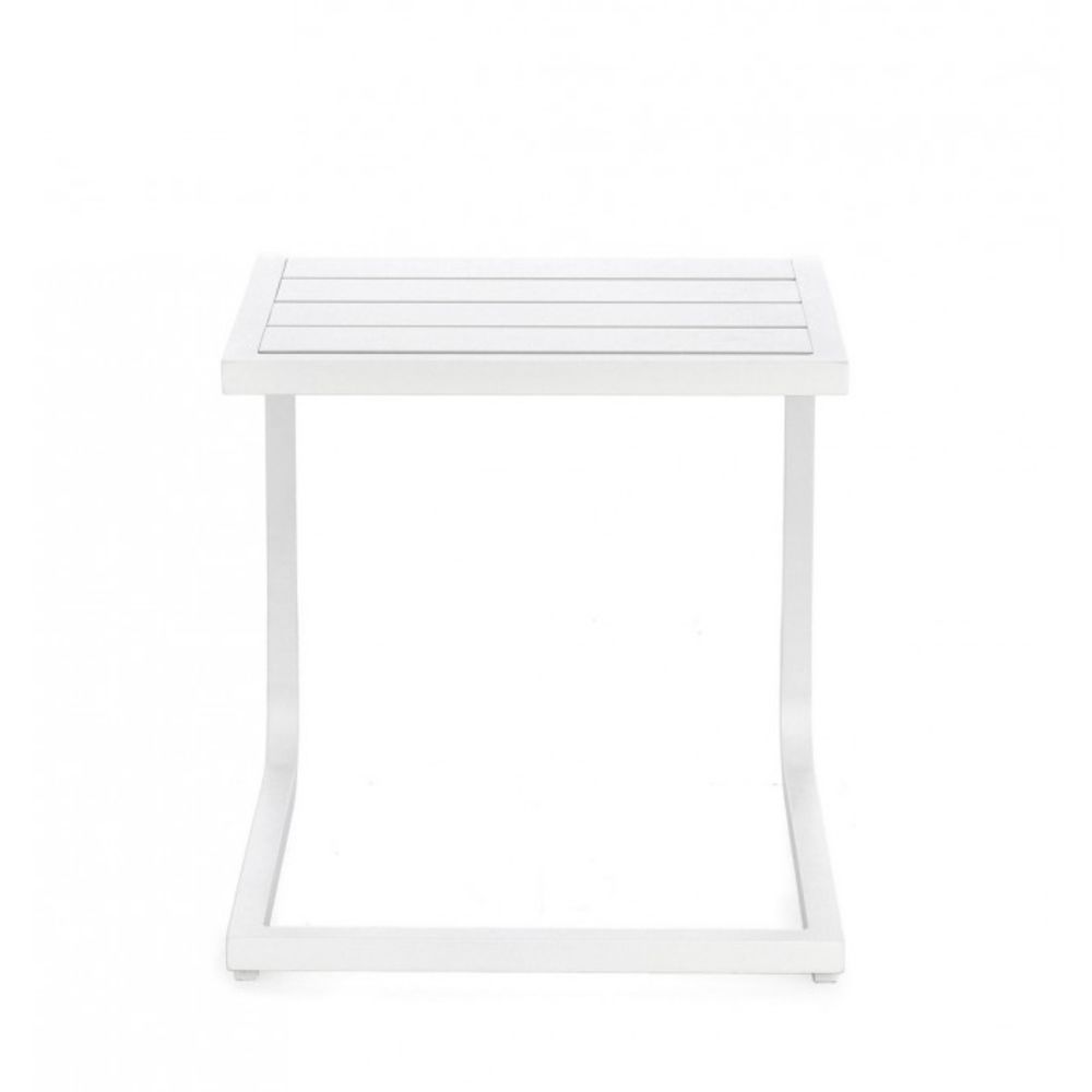 tavolino taylor in alluminio bianco, vista ambientata su terrazza o veranda