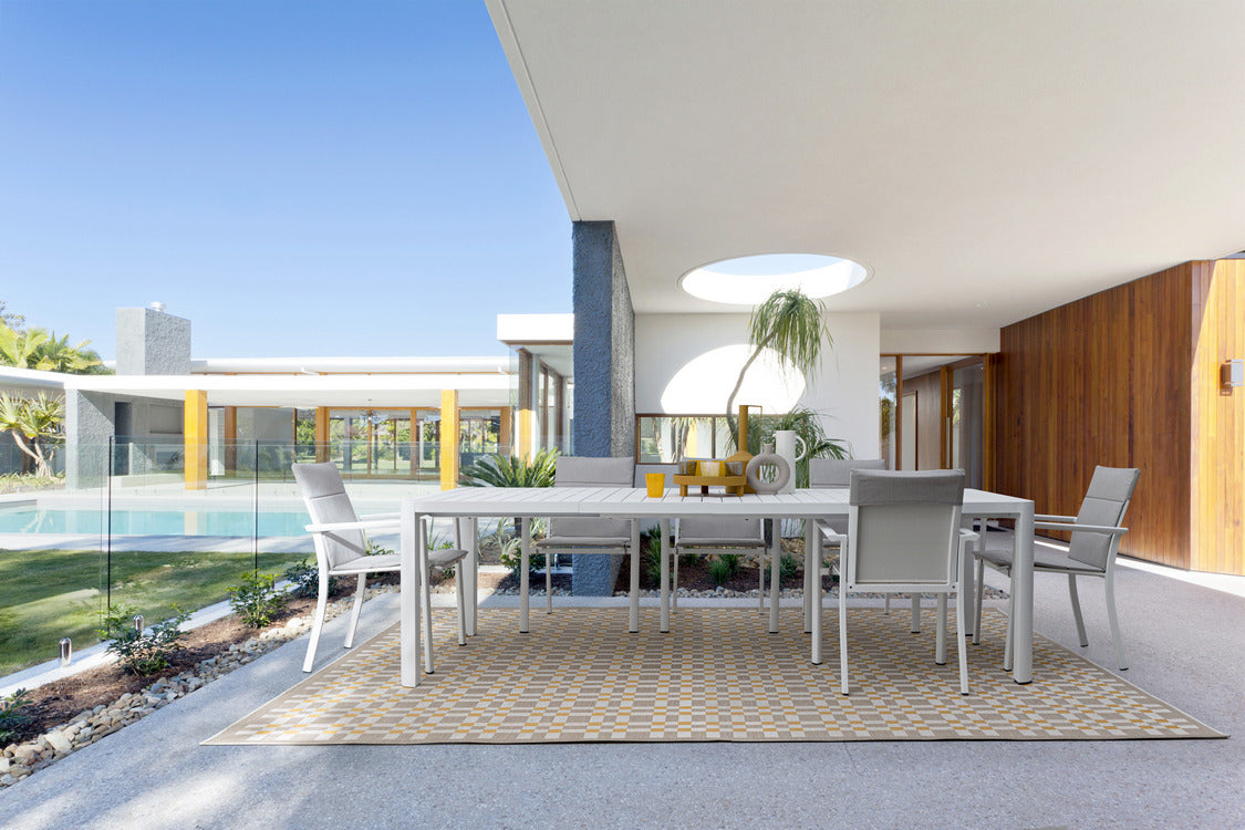 tavolo allungabile kiplin in alluminio bianco 180×100 cm – 240×100 cm, complemento d’arredo immancabile per spazi verdi