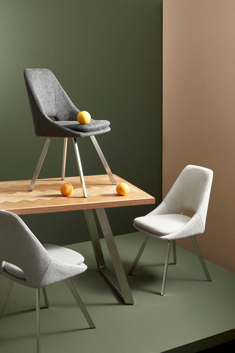 tavolo dukat in legno naturale e gambe in acciaio 180 x 90 cm, design moderno per ambienti contemporanei