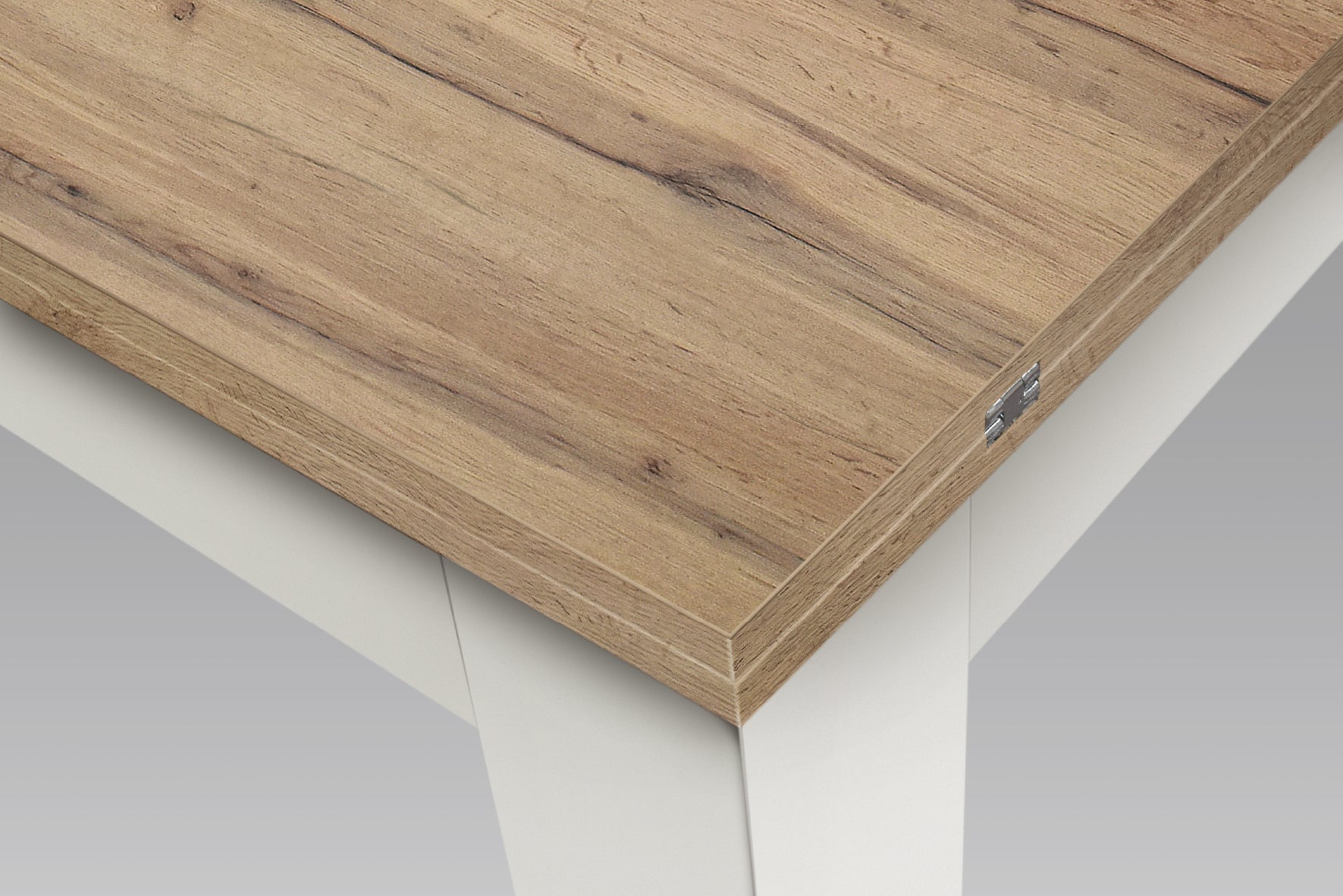 tavolo lipari finitura rovere allungabile a libro 90×90 cm – 180×90 cm, vista ambientata con sedie abbinate