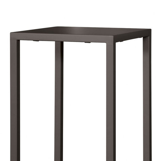 tavolo alto zurigo in metallo antracite 60×60 cm, impilabile, dettaglio dei materiali trattati per uso esterno