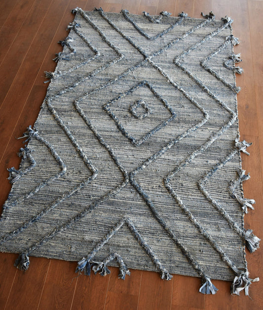 tappeto worgan blu/avorio, colore blu/avorio, taglia 120 x 180. materiali naturali e sostenibili per un comfort ecologico e duraturo