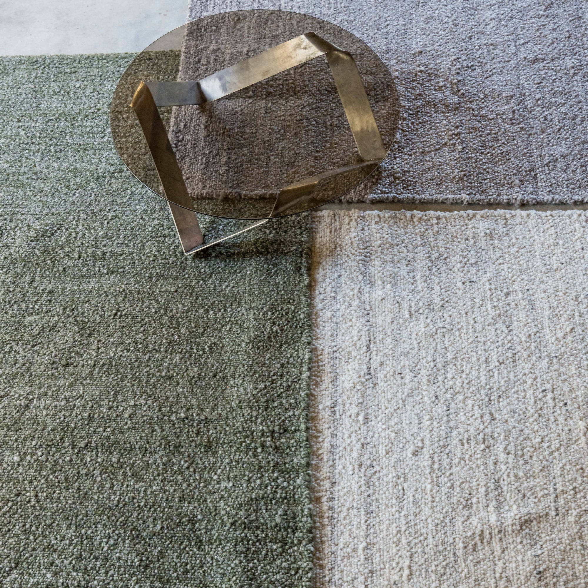 tappeto alma neve, colore neve, taglia 200 x 290 x 1. complemento ideale per completare l’arredo con un tocco di classe