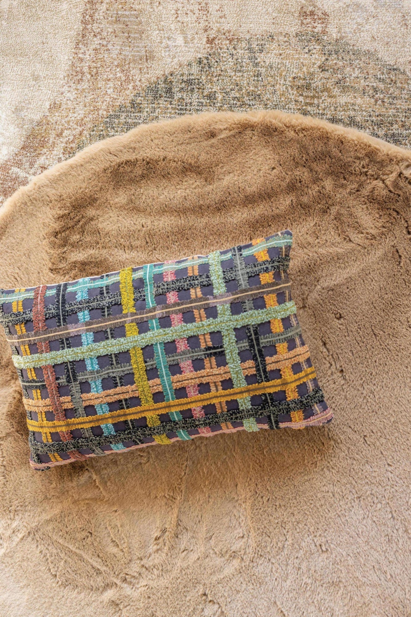 tappeto eddy cammello, colore cammello, taglia diamètre 160. complemento ideale per completare l’arredo con un tocco di classe