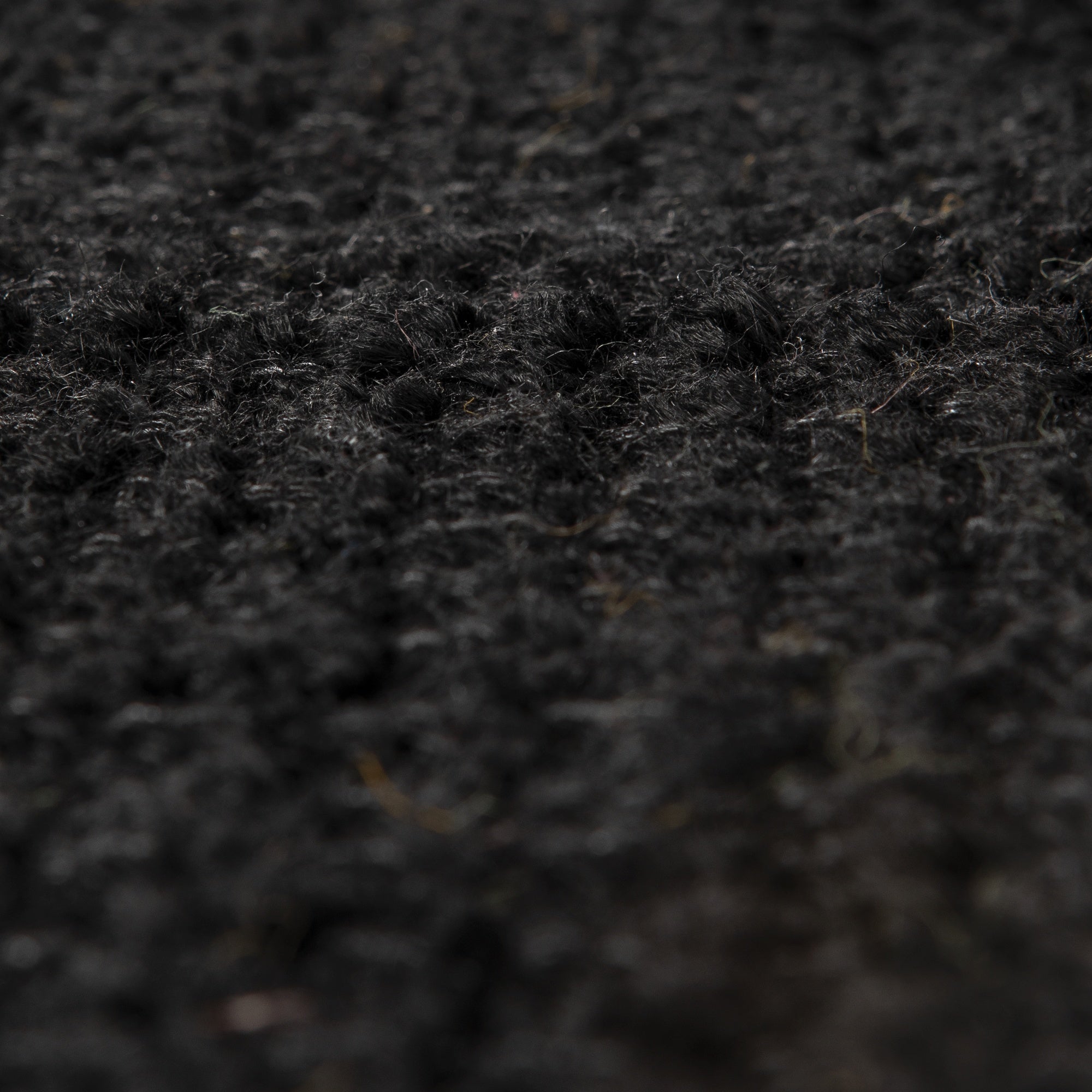 tappeto elios carbone, colore carbone, taglia 160 x 230. perfetti per valorizzare soggiorno, camera e zona relax con eleganza