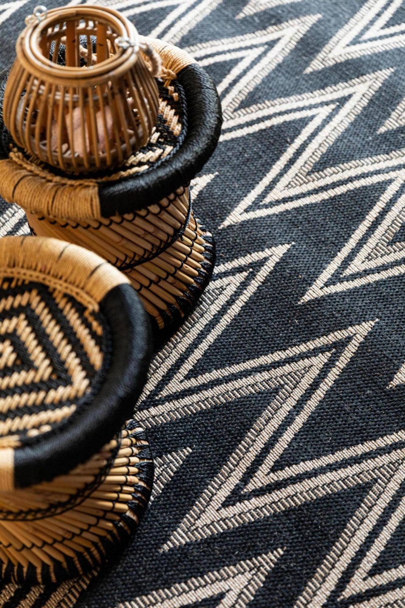 tappeto outdoor lou 2 naturale, colore naturale, taglia 160 x 230. dettaglio del prodotto da bagno