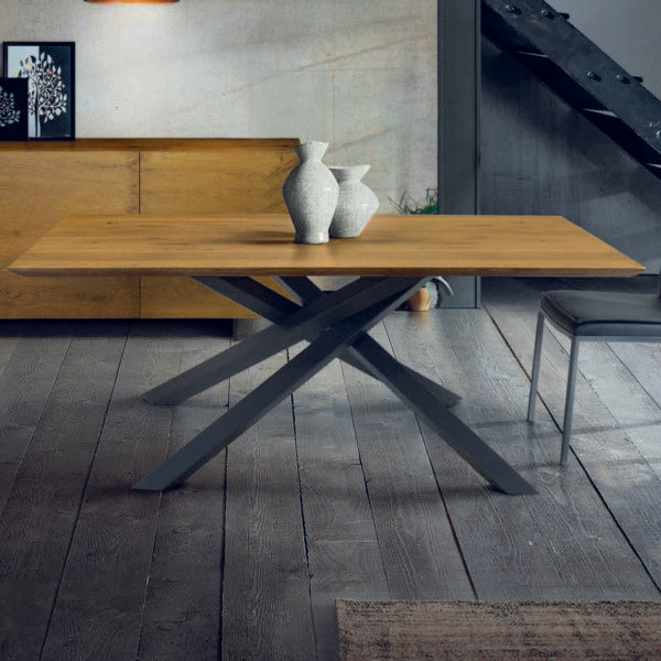 tavolo parioli massello rovere nodato sp. 4 250×100 cm (grano), vista ambientata con sedie abbinate