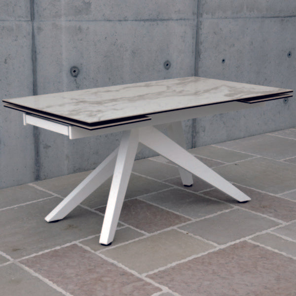 tavolo tribeca vetroceramica effetto marmo bianco allungabile 160×90 cm – 240×90 cm gambe a v, dettaglio della struttura in...
