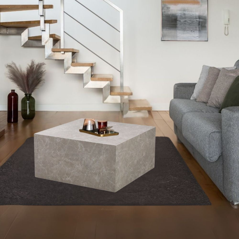 tavolino da salotto lola effetto marmo beige 80x80x40 cm., ideale per appoggiare decorazioni o accessori