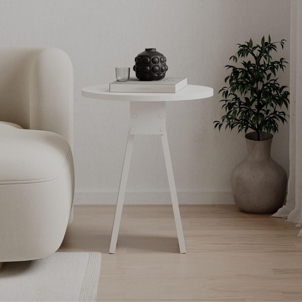 tavolino da salotto chen 50x42x23.4 cm. colore bianco, dettaglio della superficie e gambe di design