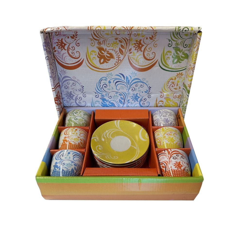 set 6 tazzine da caffè con piattini in ceramica, utensili da cucina visti frontalmente