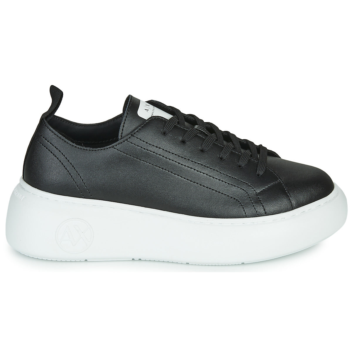 Sneakers basse donne Armani Exchange  XCC64-XDX043  Nero 