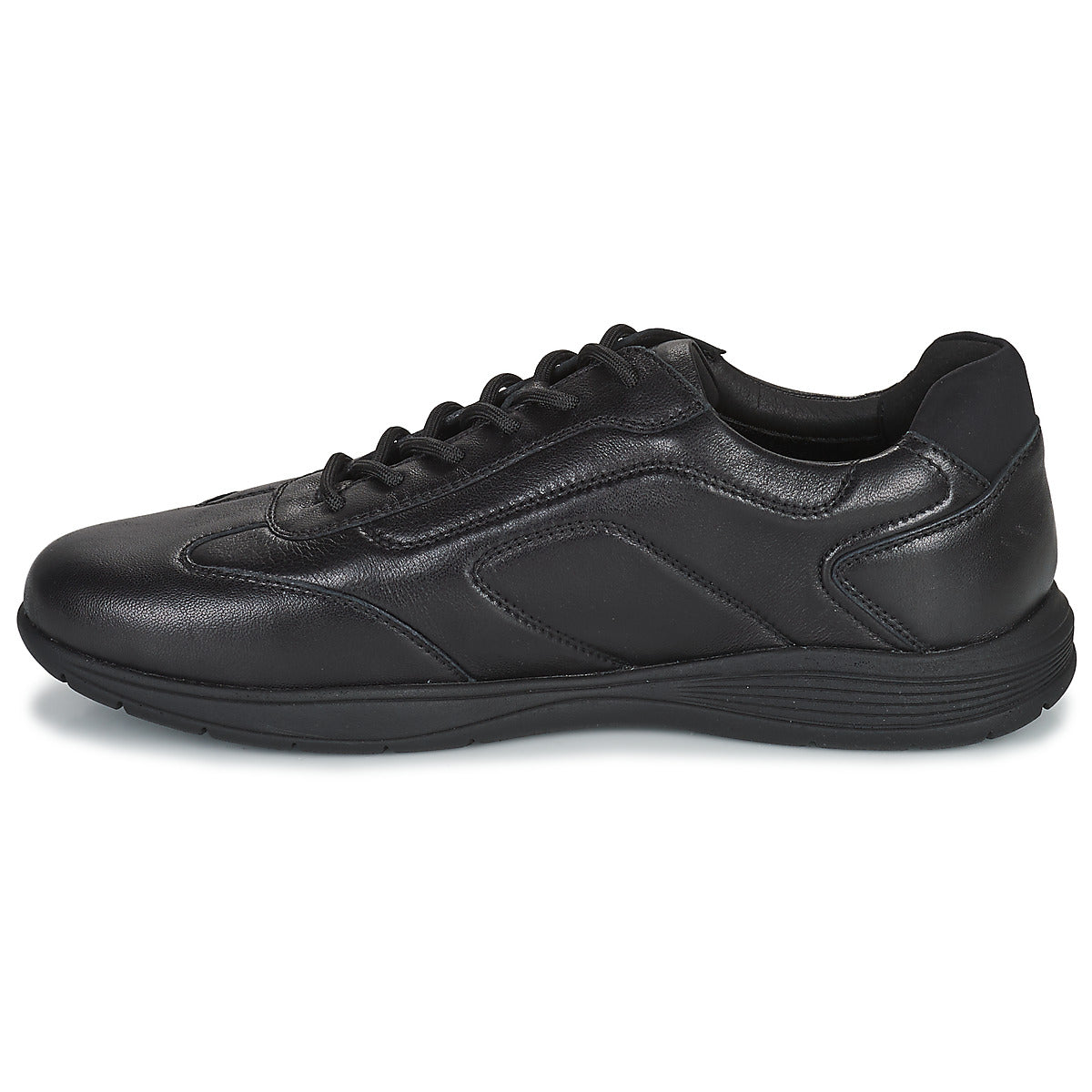 Sneakers uomini Geox  U SPHERICA EC2  Nero 