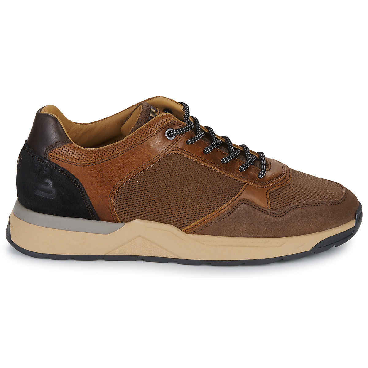 Sneakers uomini Bullboxer  -  Marrone 