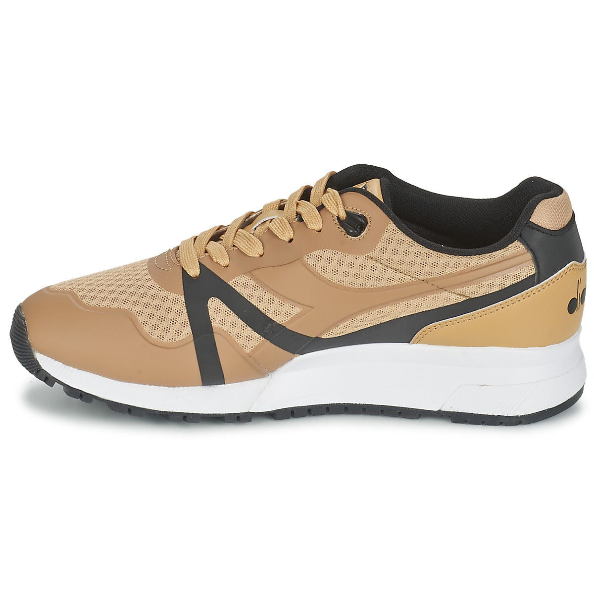 Sneakers uomini Diadora  N9000 MM BRIGHT II  Marrone 